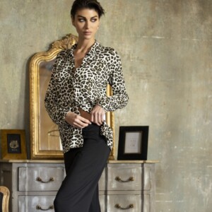 Pigiama con giacca leopardata