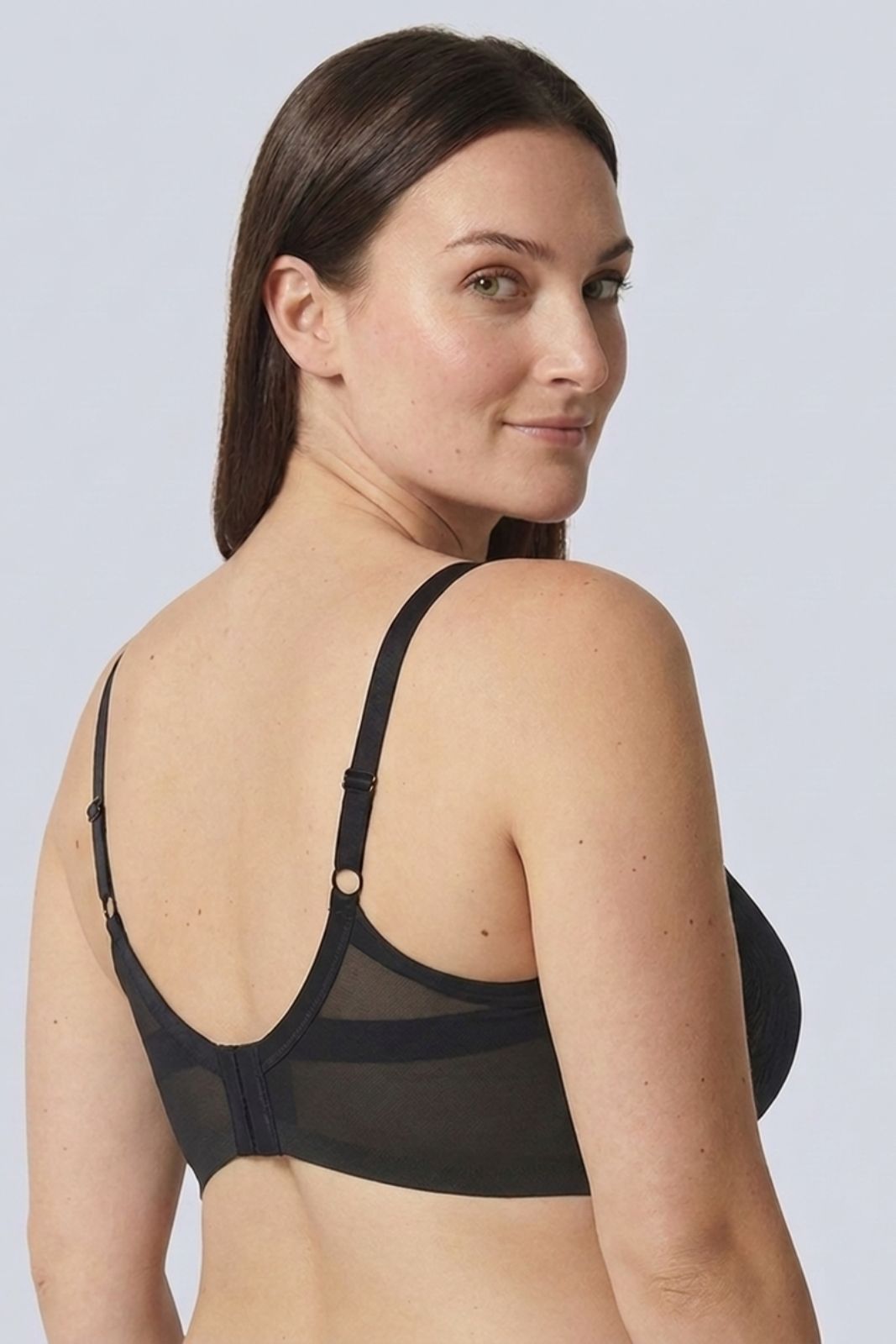 Dettaglio fascia in tulle del Reggiseno Modellante Contenitivo con Ferretto Selene Violeta