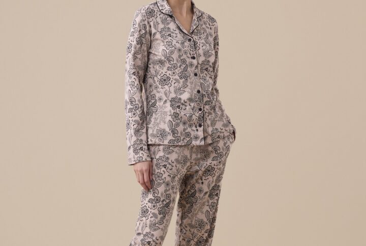 Pigiama donna Noidinotte in caldo cotone con giacca modello uomo e pantalone dritto