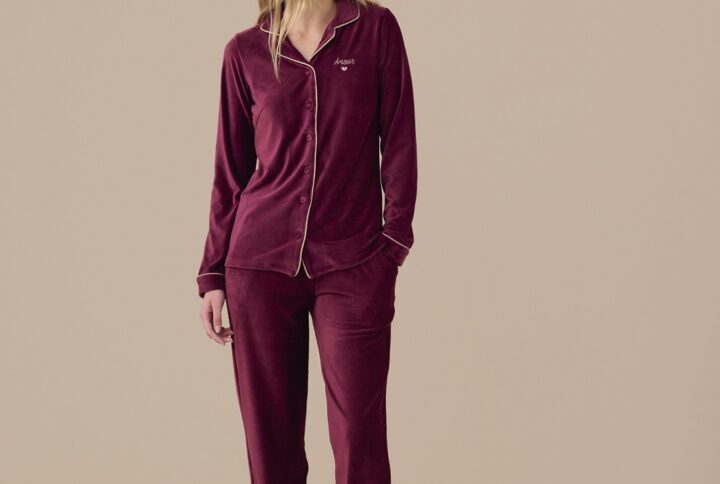 Pigiama donna Noidinotte in ciniglia con top abbottonato e pantaloni con tasche, colore bordeaux