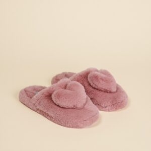 Pantofola donna in peluche rosa Noidinotte con cuore in rilievo, tessuto soffice e design romantico.