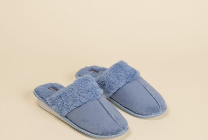 Pantofola donna Noidinotte azzurra in peluche comoda e invernale