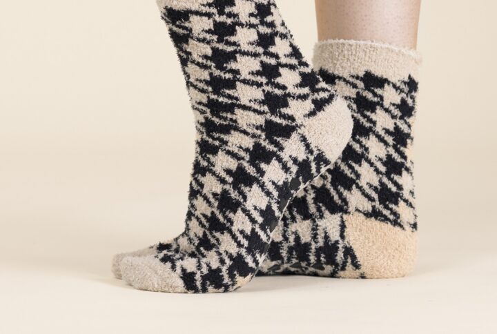 calza antiscivolo donna fantasia pied de poule colore beige e nero Noidinotte