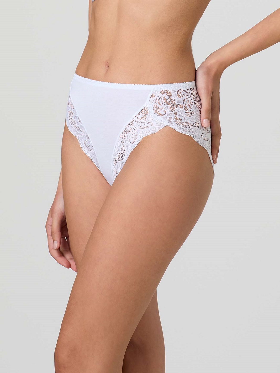 Slip donna in cotone modal e pizzo Jadea - front bianco