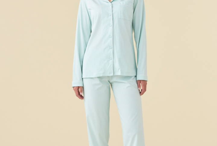 Pigiama donna estivo in cotone NOIDINOTTE con camicia abbottonata stile uomo e pantalone lungo.