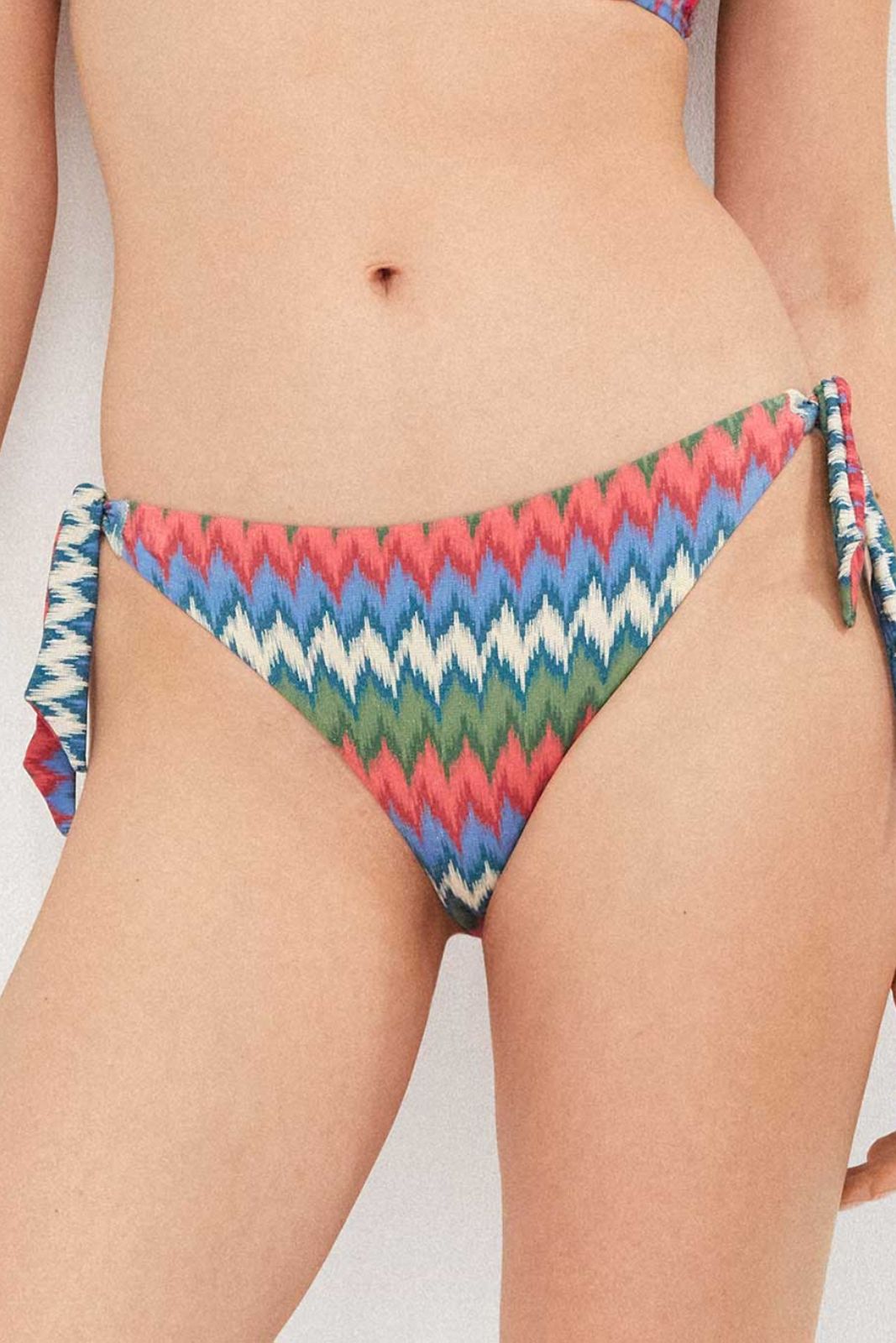 2_30389T + 2_30388B – Slip Bikini Front