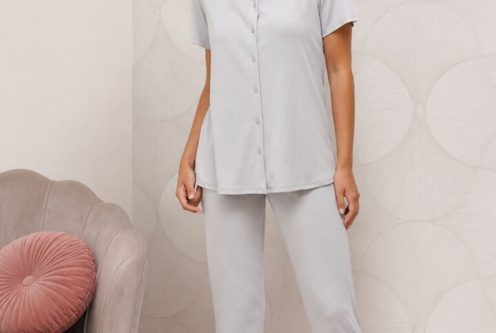 Pigiama donna ANDRA aperto in cotone con pantalone lungo e ricamo