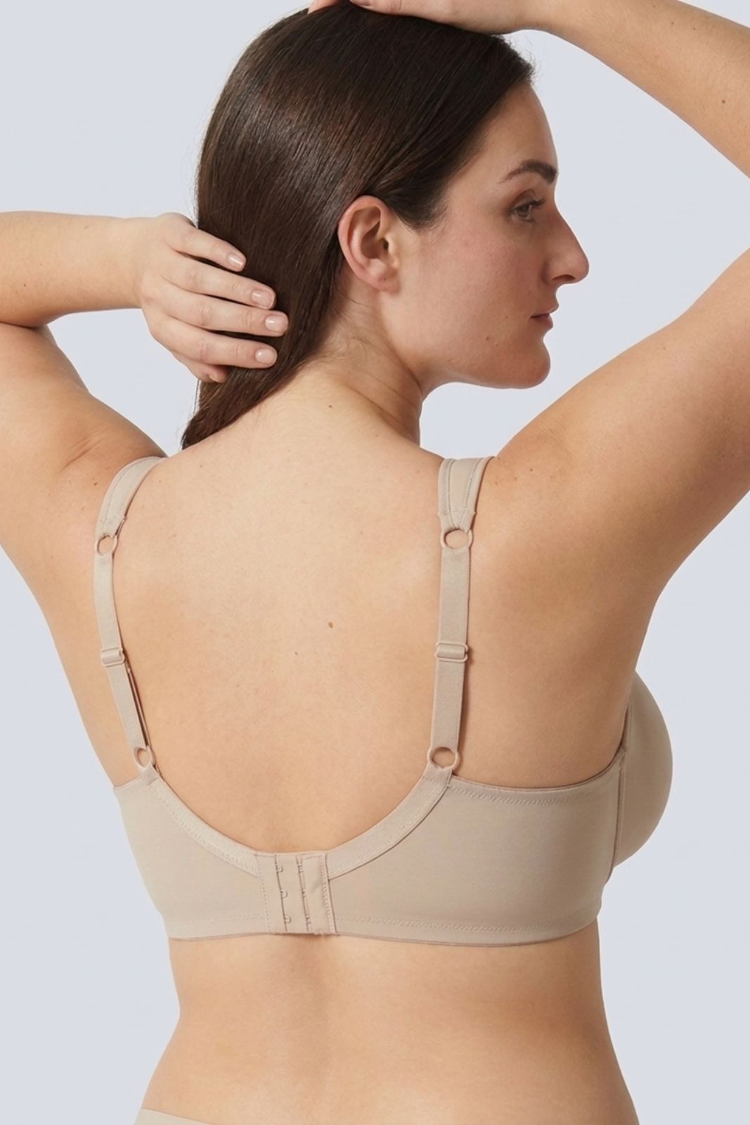 Vestibilità retro del Reggiseno Riduttore con Ferretto Senza Imbottitura Lorea – Selene